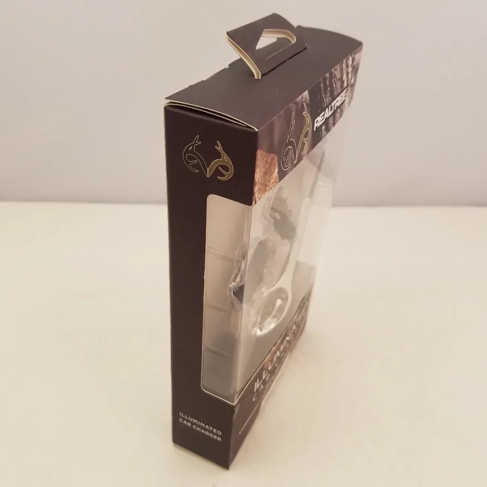REALTREE Illuminated Car Charger for iPod & iPhone Camo